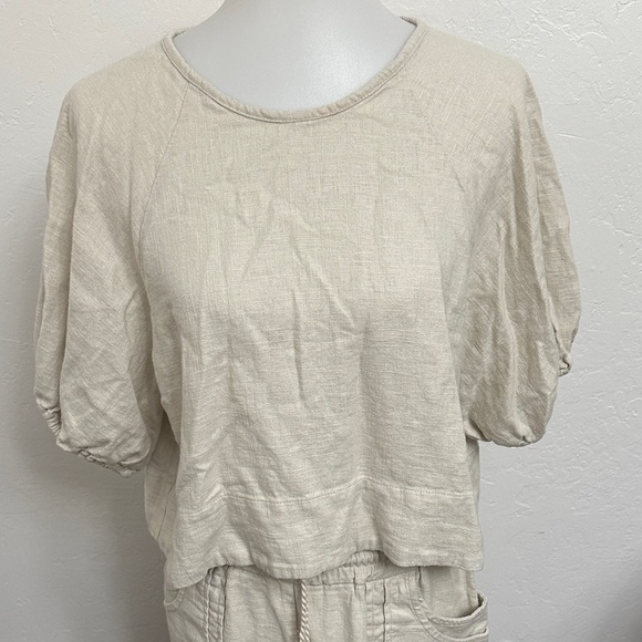 House of Harlow 1960 Beige linen 2 piece matching set - Picture 2 of 11